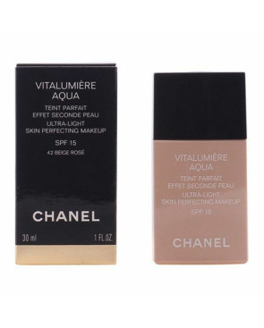 Base per Trucco Fluida Vitalumière Aqua Chanel